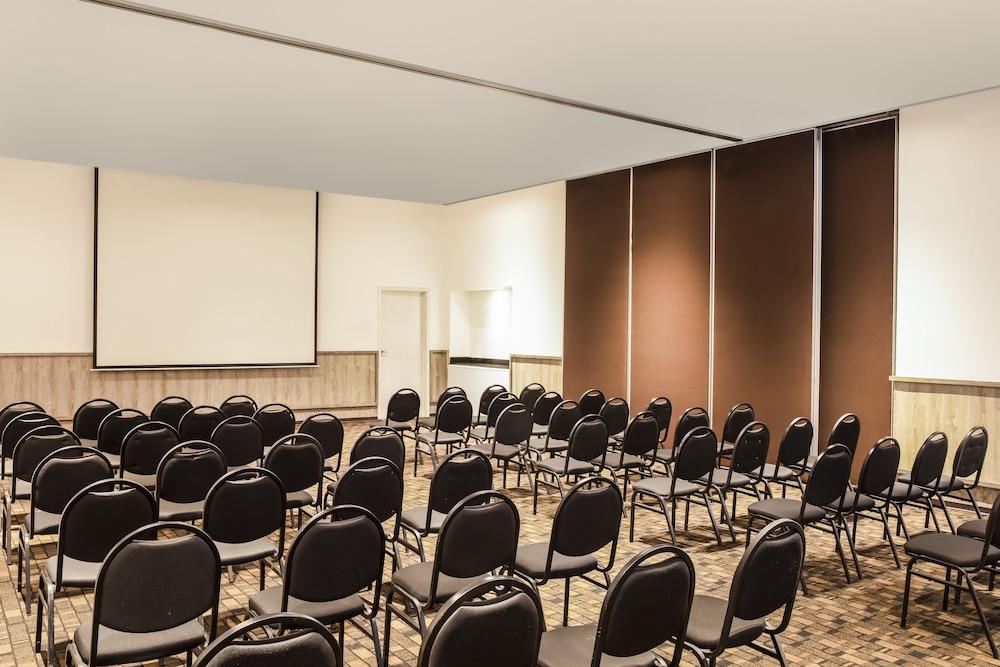 Fiesta Inn Guadalajara Expo Zapopan Eksteriør bilde