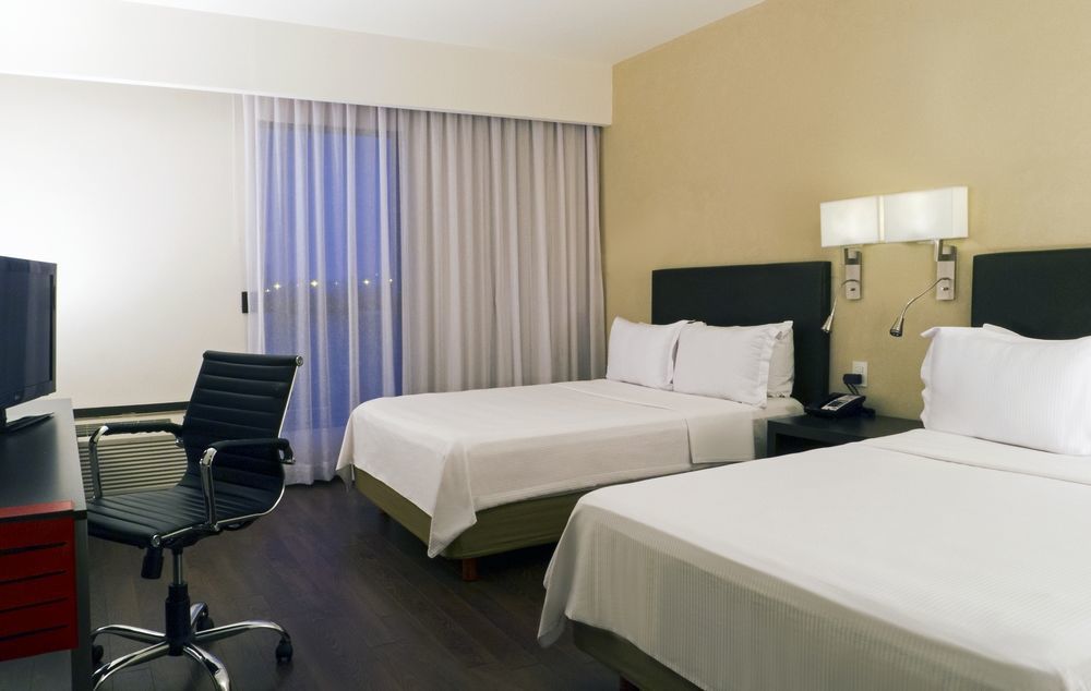 Fiesta Inn Guadalajara Expo Zapopan Eksteriør bilde